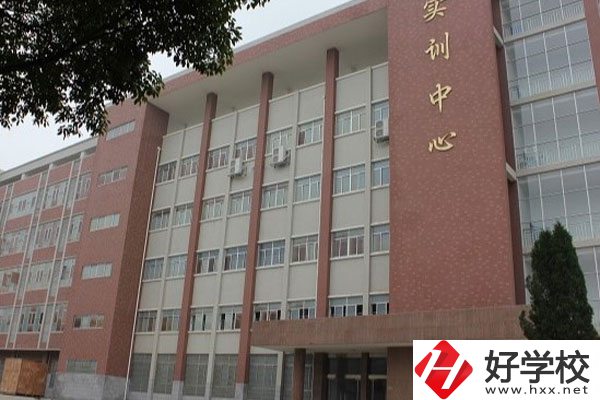 岳陽市高級技工學校怎么樣，開設了哪些招生專業(yè)？