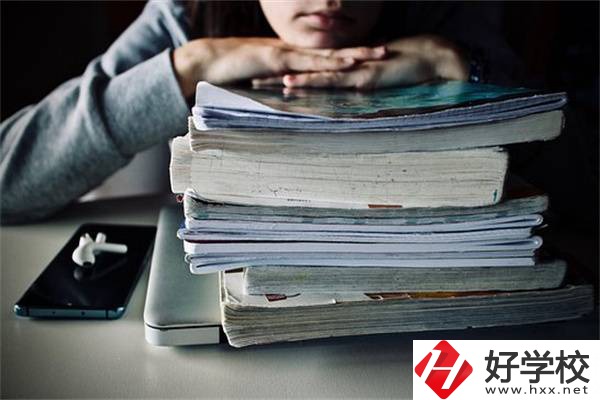 湖南初中畢業(yè)選3+2還是3+3？有五年制大專推薦嗎？