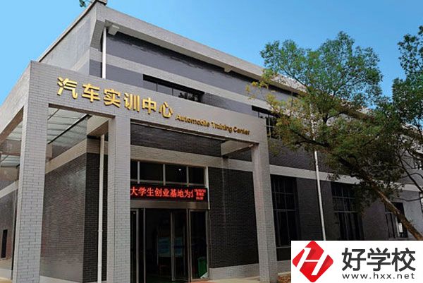 衡陽市高級技工學校實訓室