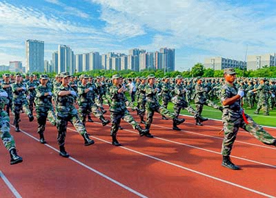 浙江2024年男生讀鐵路學(xué)校有前途嗎